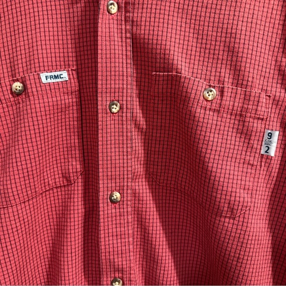 Tyndale Red Button Down Shirt with Durable Cotton Fabric Very very good cond! - Picture 4 of 6